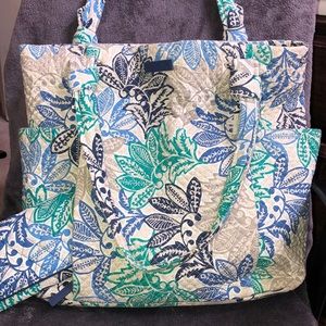 Santiago Vera Bradley Tote+ Wallet Bundle
